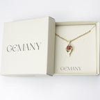 Caixa Gemany com colar Cristal Aurora dourado e cristal vermelho