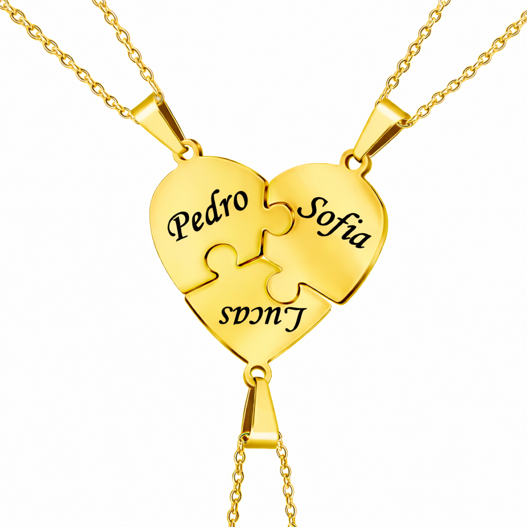 Colar dourado com pingente de coração formado por peças de quebra-cabeça com os nomes Pedro, Sofia e Lucas gravados