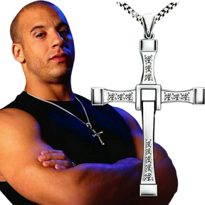 Crucifixo-vin-diesel-1