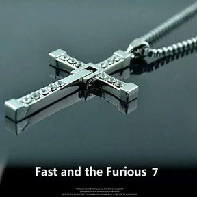 Crucifixo-vin-diesel-5