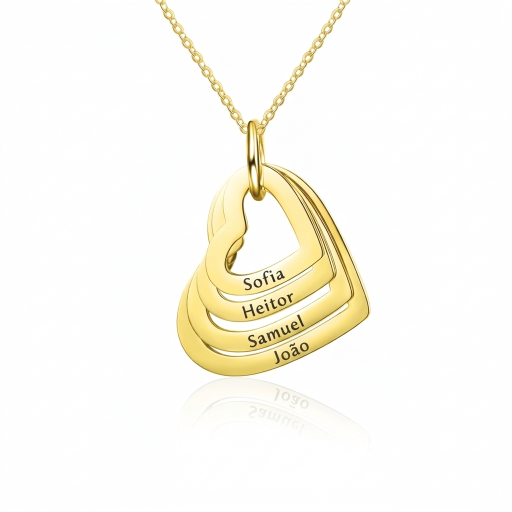 Colar Corações Crescentes dourado com pingentes de coração personalizados com nomes gravados.